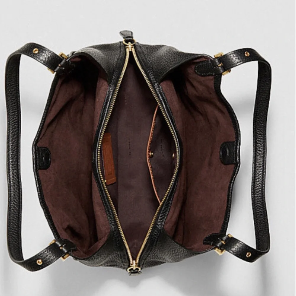 Coach Black and Gold Textured Shoulder Bag - Picture 3 of 13